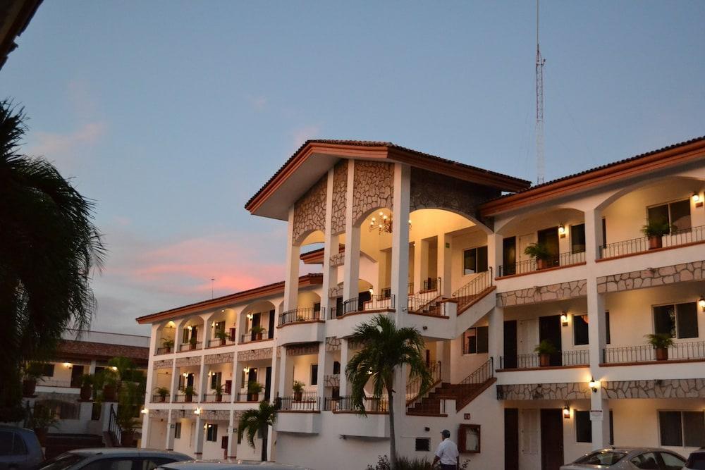 Maria Isabel Colima Hotel Kültér fotó